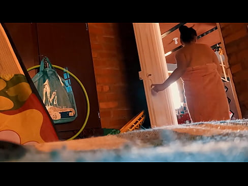 ❤️ Mi tío me sigue hasta la ducha, me folla mientras me ducho ❤️❌  Sexo en es.porno-fuq.ru ❌️